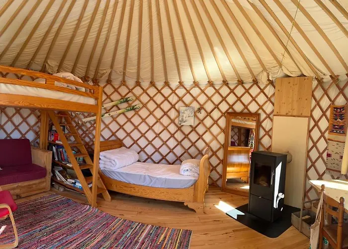 خيمة فخمة Ma Yourte Au Fond Du Jardin La Barthe-de-Neste